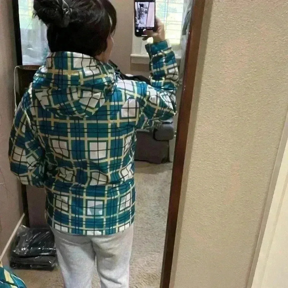 DC women's Snowbarding Jacket size medium - Picture 10 of 10